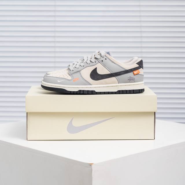 Core private Nike Dunk full set of original lasts and original molds to create a