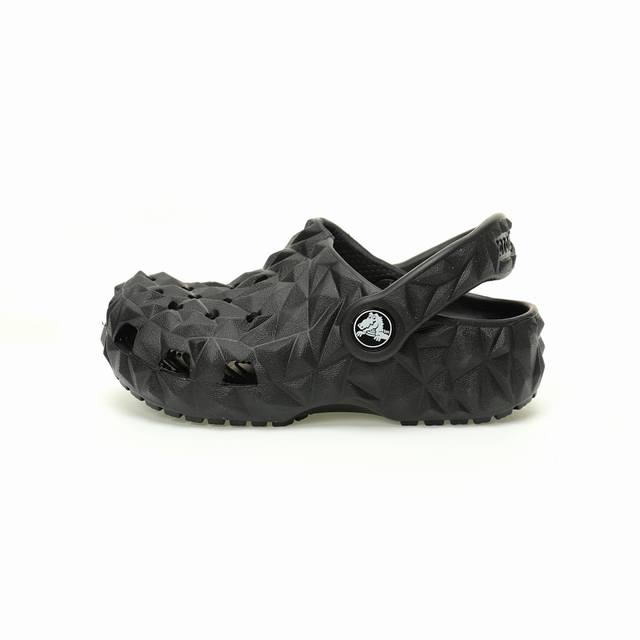 New product photos Children's shoes made of environmentally friendly materials,