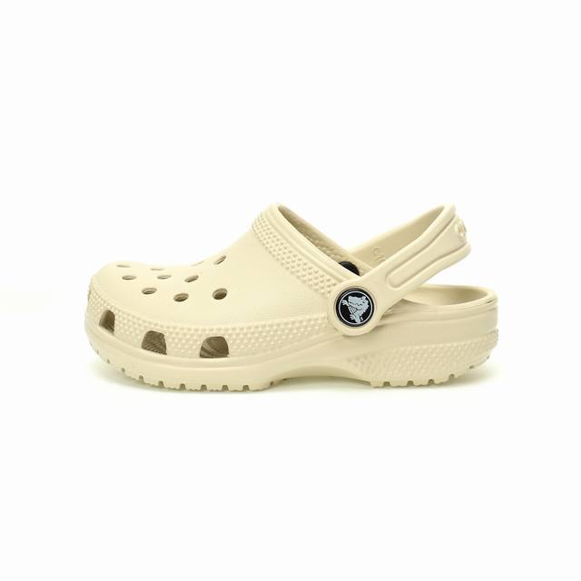 New product photos Children's shoes made of environmentally friendly materials,