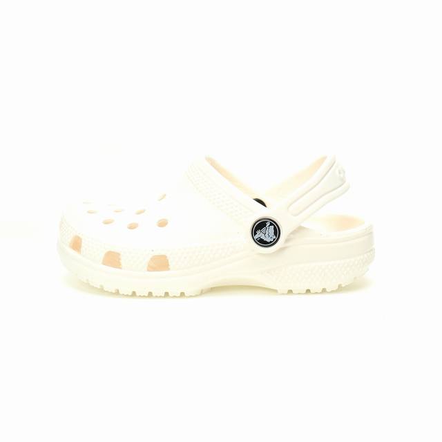 New product photos Children's shoes made of environmentally friendly materials,