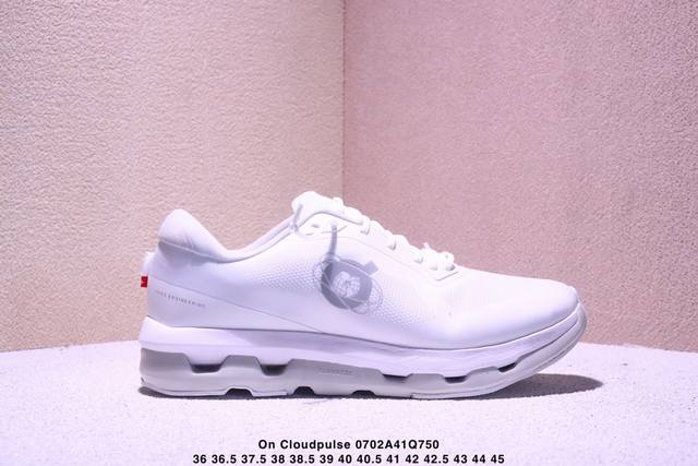 On Cloudpulse lightweight sports casual shoes The foot feels very comfortable, t