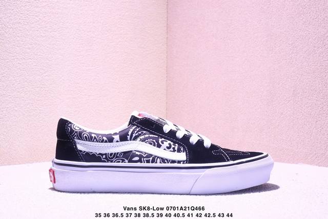 Vans Sk8-Low X joint A new generation of low-top vulcanized canvas shoes This sh
