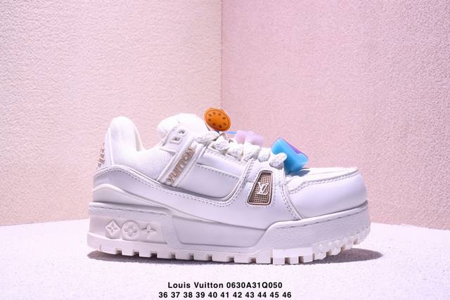 Louis Vuitton Lv Louis Vuitton sneakers New Lv Trainer latest color sports shoes