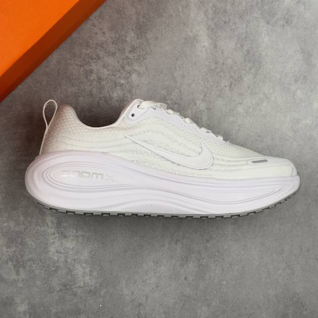 Local core private Nike W Nike Vomero Plus comfortable shock-absorbing and non-s