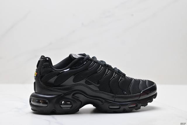 Authentic Nike Air Max Plus Nike lightweight cushioning and wear-resistant air c