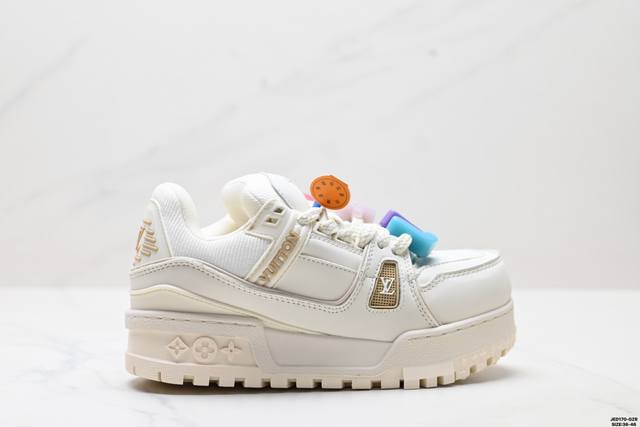 Genuine Louis Vuitton Trainer Maxi Louis Vuitton small fat Ding round toe lace-