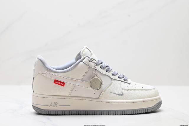 Company-level Nike Air Force 1'07 Lv8 Original last and original cardboard to c