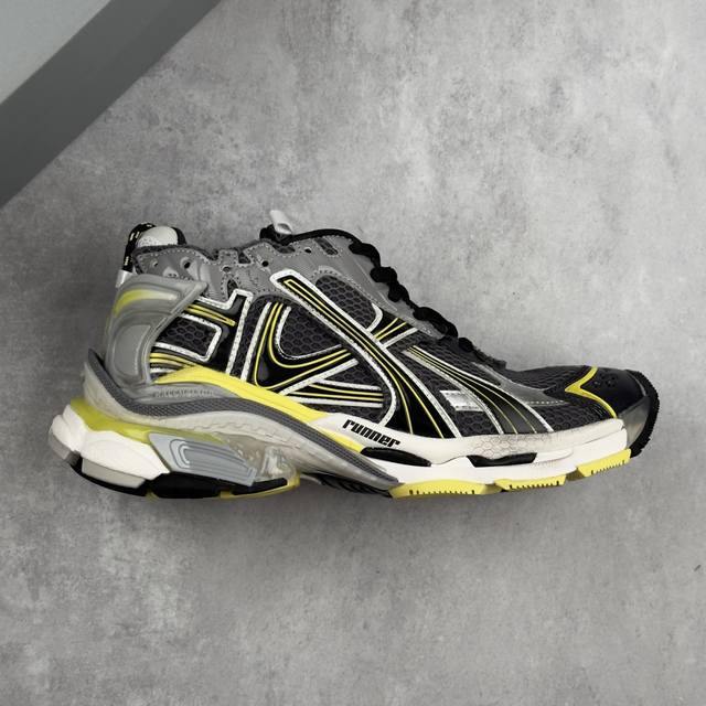 Local core private I8 version of Balenciaga Runner Sneaker" jogging series 7.5 g