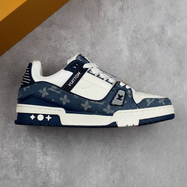 Local core private Cost-effective version Lv Louis Vuitton Louis Vuitton Trainer