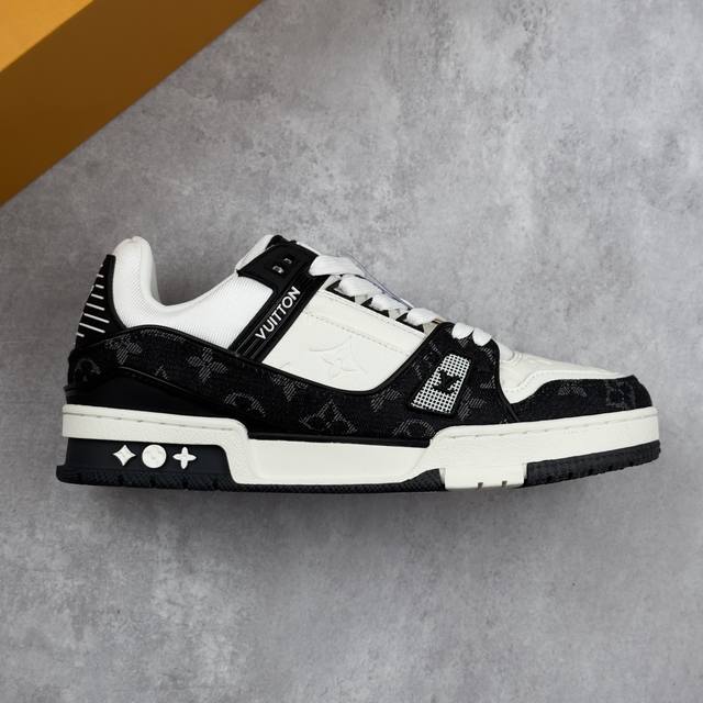 Local core private Cost-effective version Lv Louis Vuitton Louis Vuitton Trainer