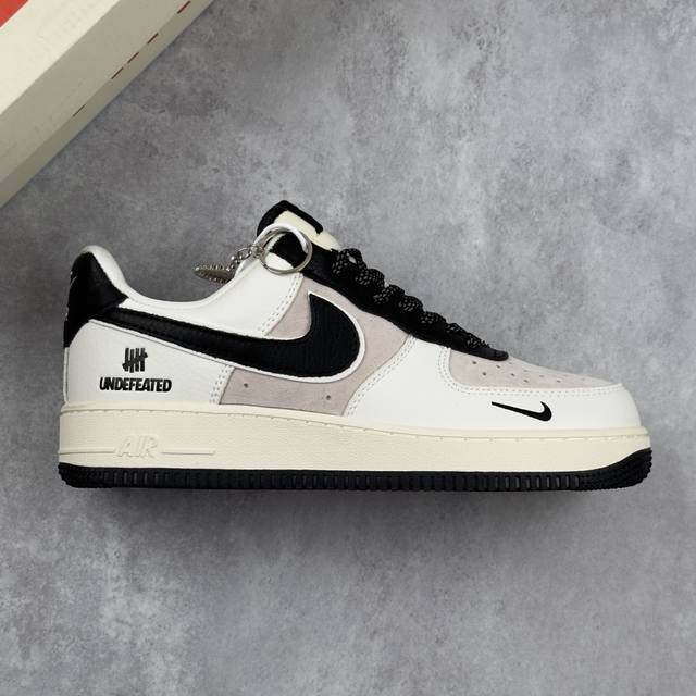 Local core private Nk Air Force 1'07 Low Un joint-Zhu Ba Mi black Air Force One