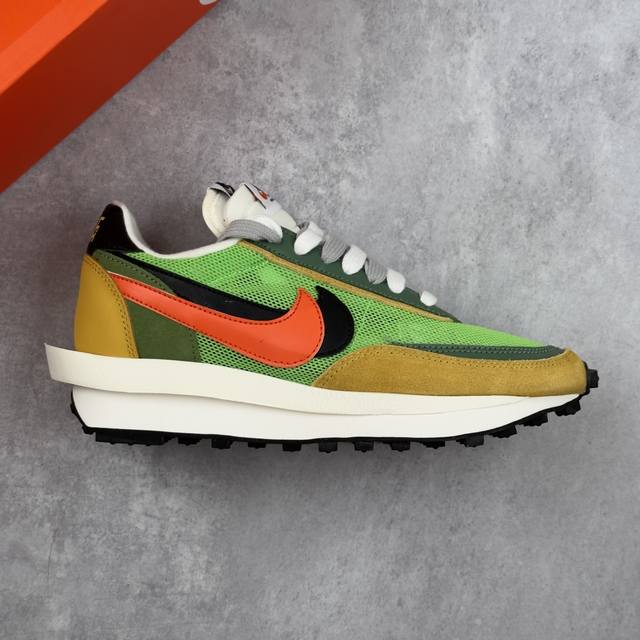 Local Core Private Sacai X Nike Ldwaffle "Midnight Spruce And University Red" Wa