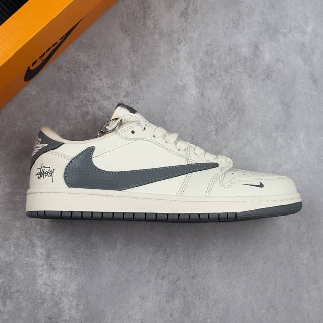 Local Core Private Travis Scott X Fragment Design X Jordan Air Jordan 1 Low Og S