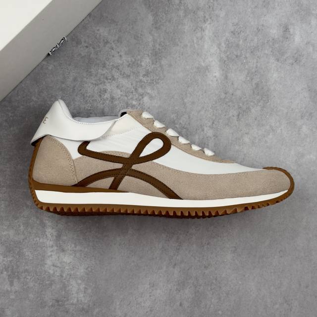 Local core private Loewe's latest high-heeled shoes, color-blocked German traini
