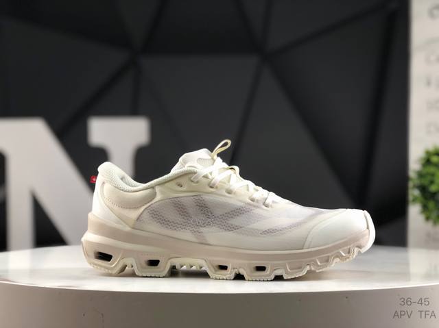 On Cloudventure Loewe 2 lightweight sports casual shoes! The foot feels very com