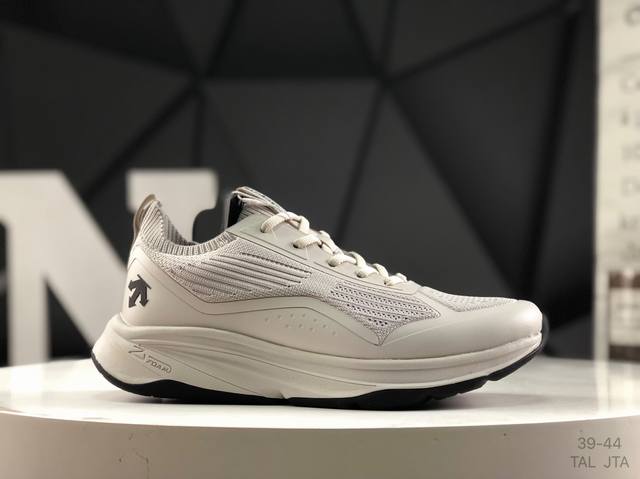 Descente Chron series unisex Chron retro sports casual shoes canvas shoes Item n