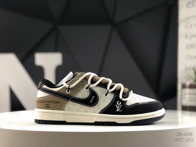 Company-level with half-size Nike Sb Dunk Low "Sup series straps pig eight gray
