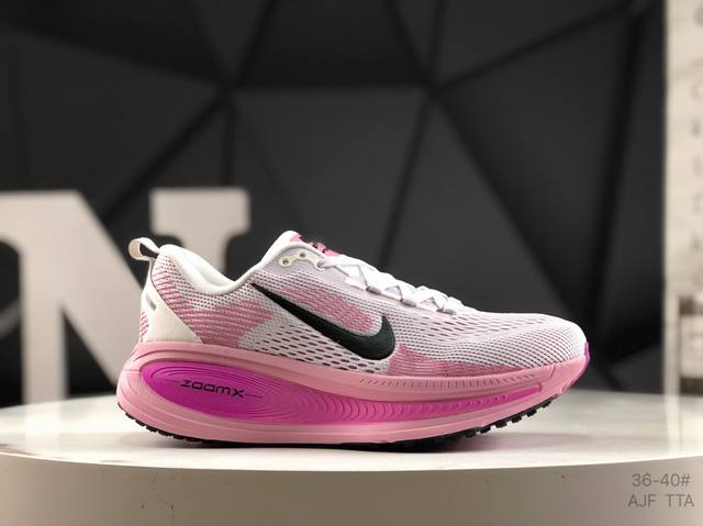 real label with half size Nike Vomero 18 Nike comfortable shock-absorbing and n