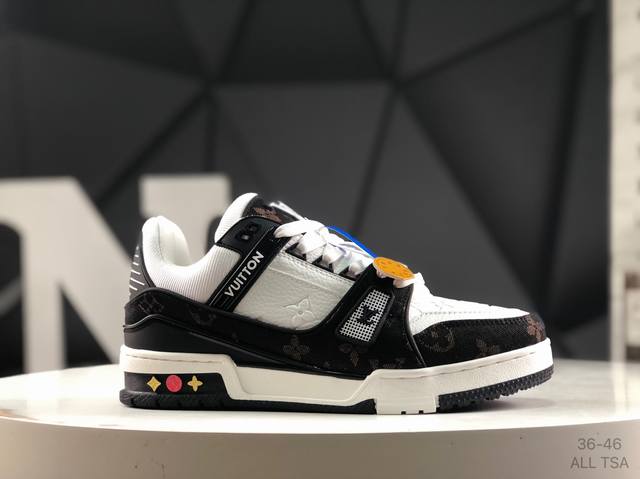 Louis Vuitton LvLouis Vuitton sneakers The first model that the sisters who ride