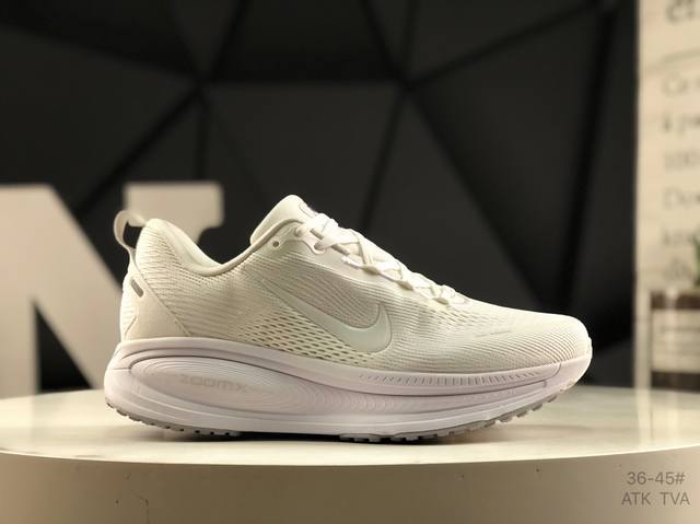 real label with half size Nike Vomero 18 Nike comfortable shock-absorbing and n