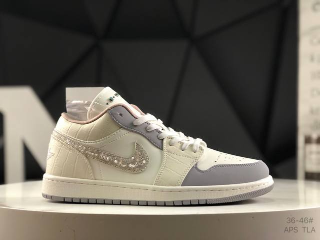 Nike Air Jordan 1 Aj1 Qiao Yi mid-top casual sneakers synchronized with the off
