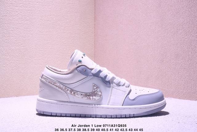 Half-size Air Jordan 1 Low Se Seafoam Low-top Seafoam Green Aj1 Jordan 1 Aj1 Jo