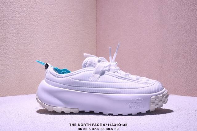 Company-level The North Face Altamesa round-toed lace-up shock-absorbing and wea