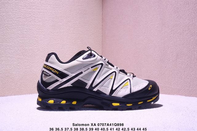 Corporate-level Salomon Xa Pro 3D outdoor trail running shoes adopt Sensifit fi