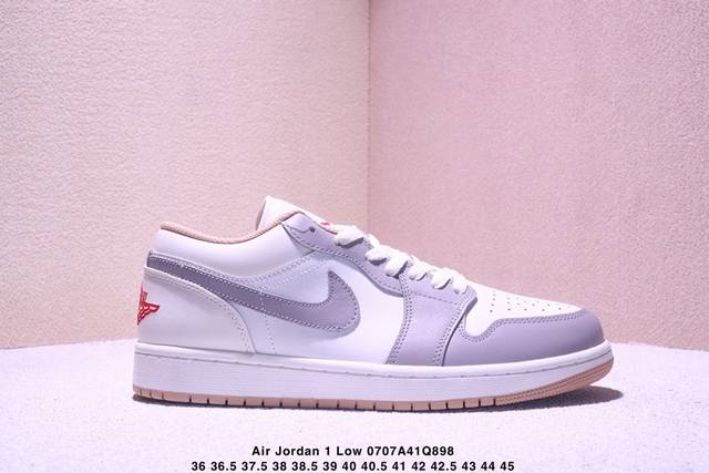 Nike Air Jordan 1 Low Aj1 Jordan 1 low-top casual sneakers synchronized with the