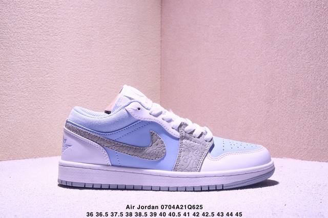 Jordan Jordan men's and women's shoes are half-size, upgraded from the original