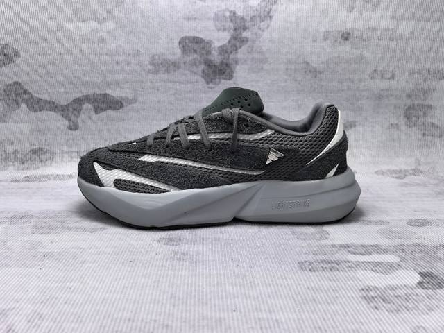 Adidas Lightblaze Comfortable, versatile, wear-resistant, lightweight low-top ru