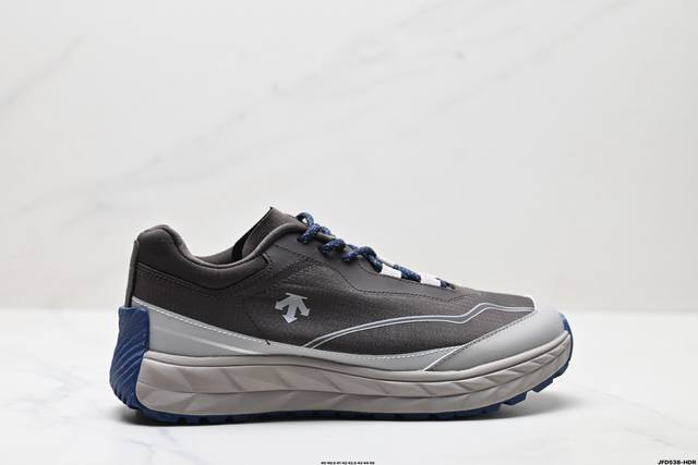 Company-level Descente Terraind comfortable, soft, non-slip, wear-resistant low