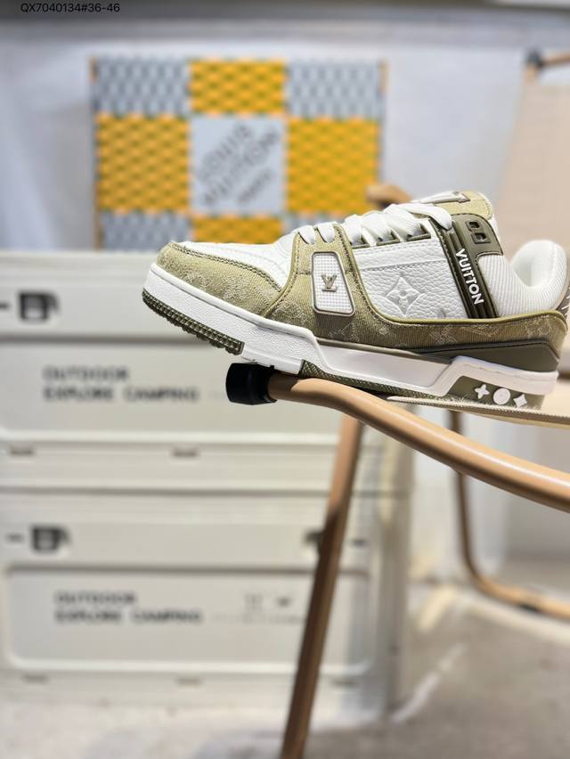 Louis Vuitton Lv Louis Vuitton sneakers New Lv Trainer latest color sports shoes