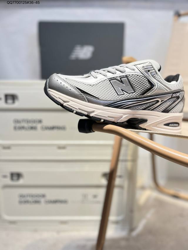 New Balance has launched a new shoe. The U509 remake is based on the Nb509 runni