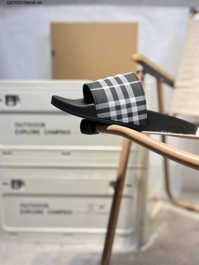 Burberry Vintage Burberry slippers Summer new classic plaid slippers Retro plaid