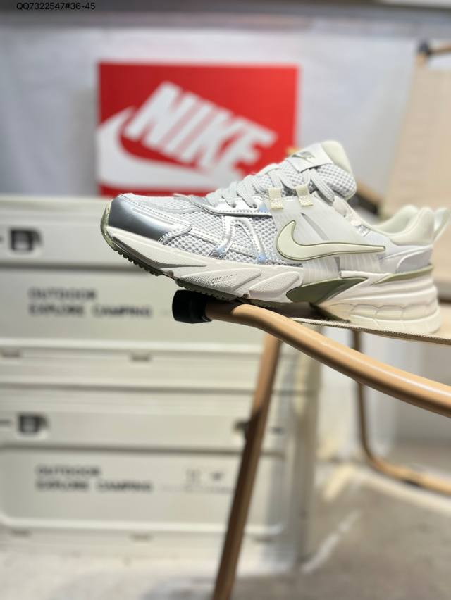Nk V2K Runtekk shock-absorbing and non-slip low-top retro daddy shoes. The runni