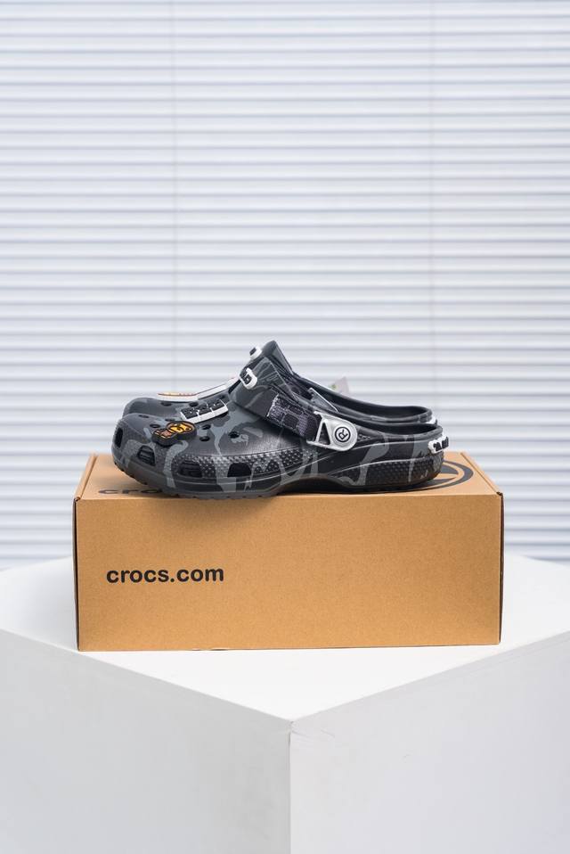Core Private Bape X Crocs Classic Clog Crocs Classic Clog Camouflage Print Comfo