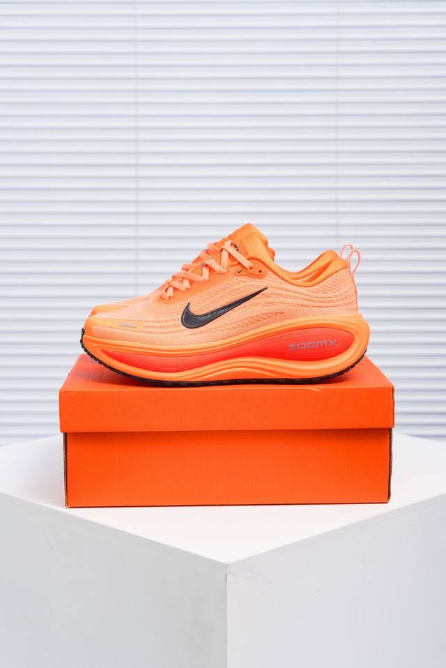 Core Private Nike Vomero Plus Nike comfortable shock-absorbing and non-slip low-