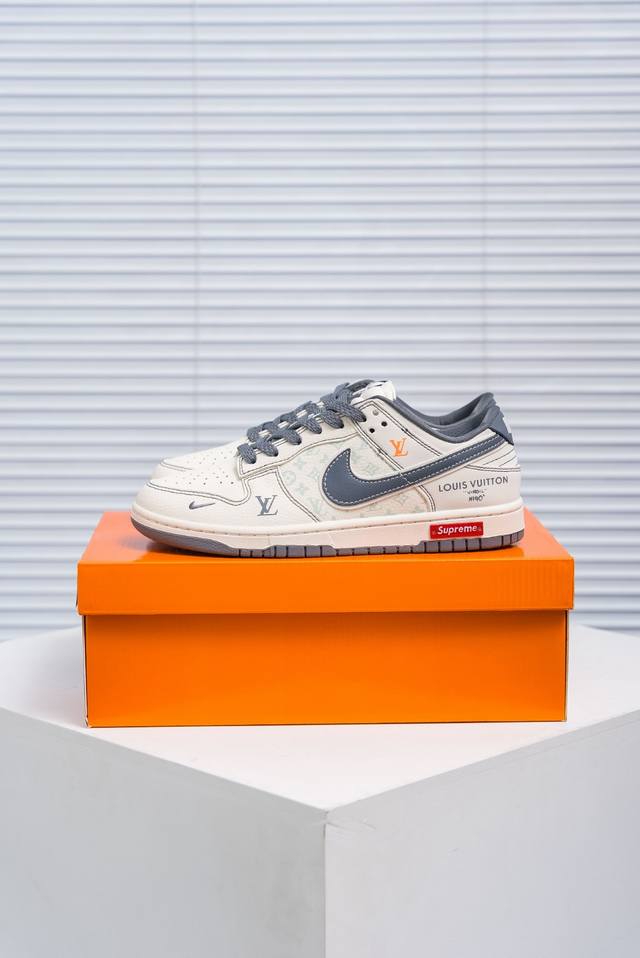Core Private Nike Dunk full set of original lasts and original molds to create a