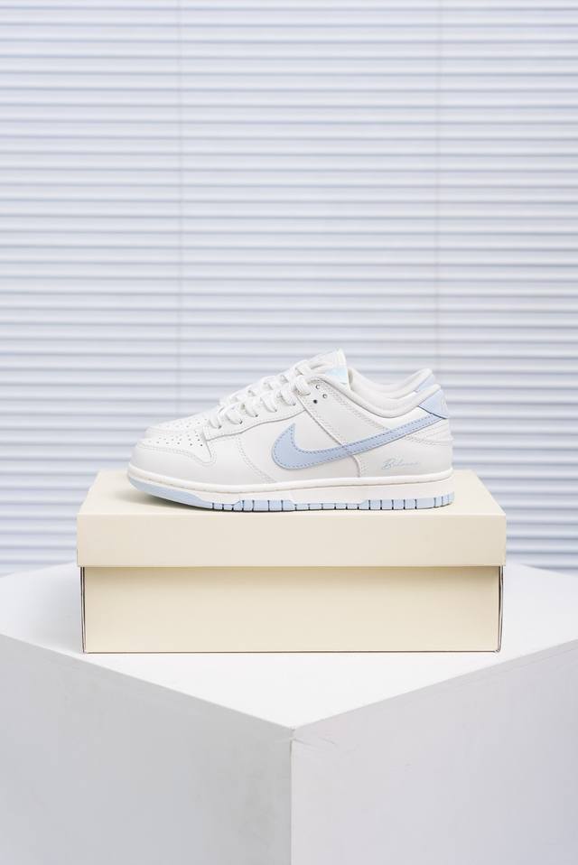 Core Private Nike Dunk full set of original lasts and original molds to create a