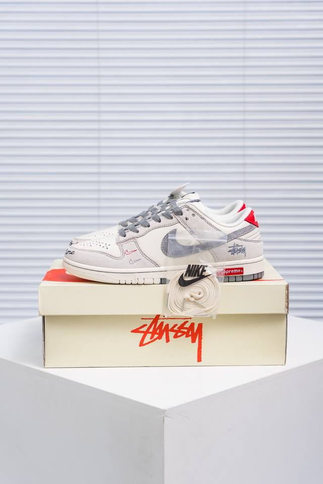 Core Private Nike Dunk full set of original lasts and original molds to create a