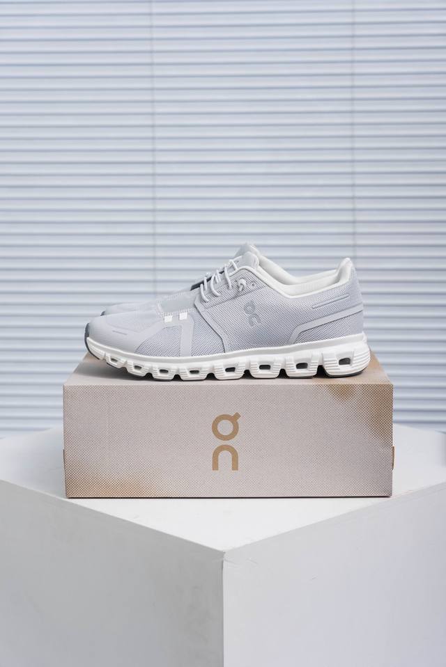 Core Private On Angpao Cloud 6 Outdoor street functional style running shoes Clo