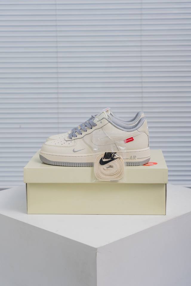 Core Private Air Force 1 Original level, original last, original cardboard to cr