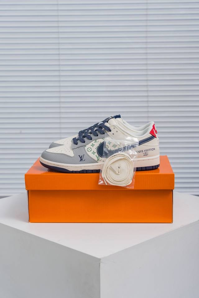 Core Private Nike Dunk full set of original lasts and original molds to create a