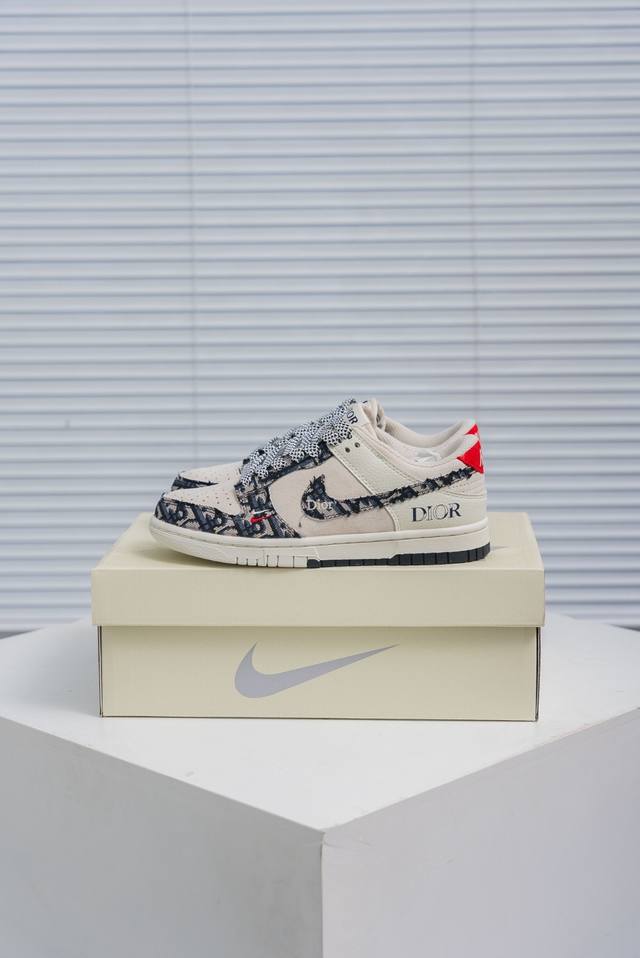 Core Private Nike Dunk full set of original lasts and original molds to create a