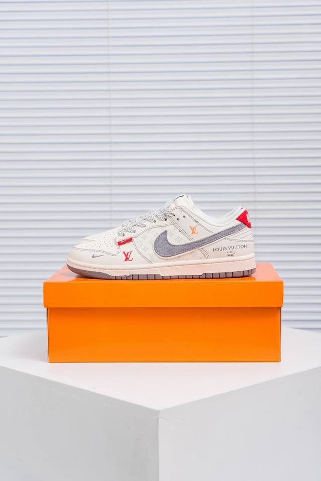 Core Private Nike Dunk full set of original lasts and original molds to create a