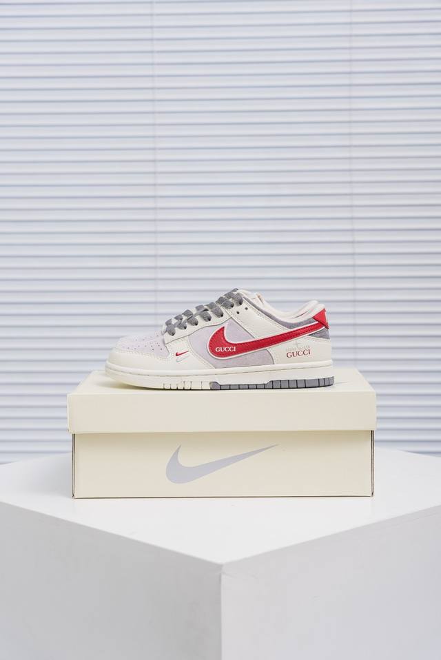 Core Private Nike Dunk full set of original lasts and original molds to create a