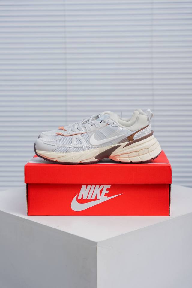 Core Private Nike V2K Run shock-absorbing and non-slip retro low-top running sho