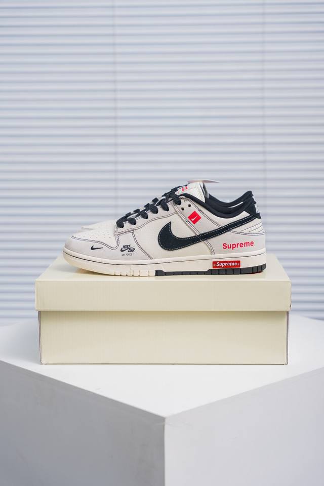 Core Private Nike Dunk full set of original lasts and original molds to create a