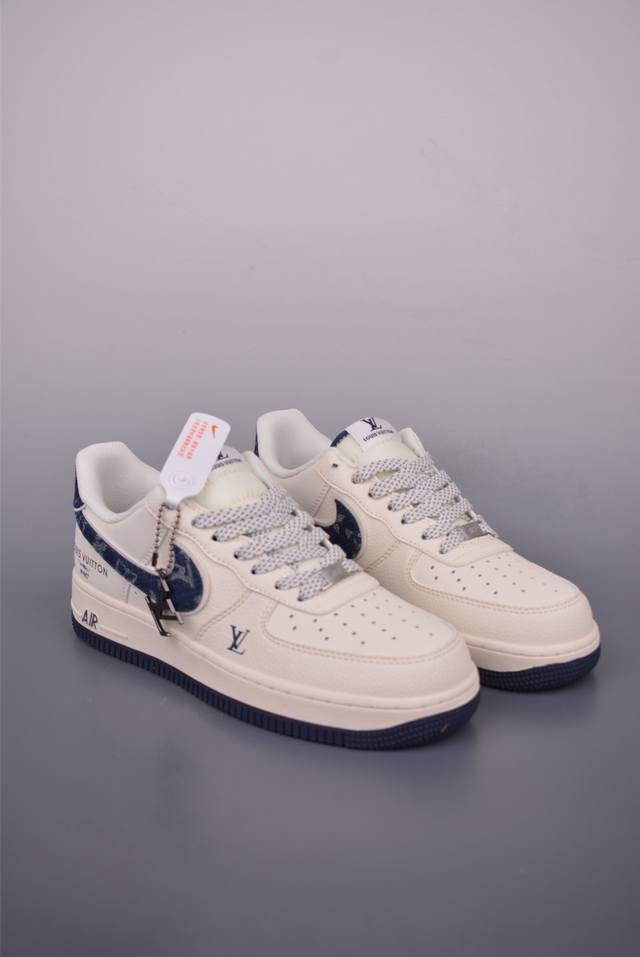 Nike Air Force 1 Low Lv co-branded Original last and original cardboard to creat